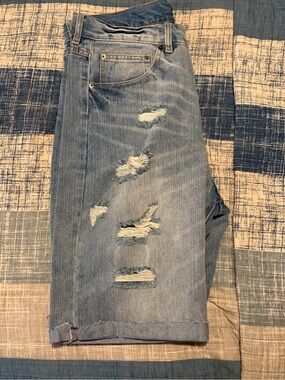 Men's Light Blue Distressed Denim Shorts Size 32